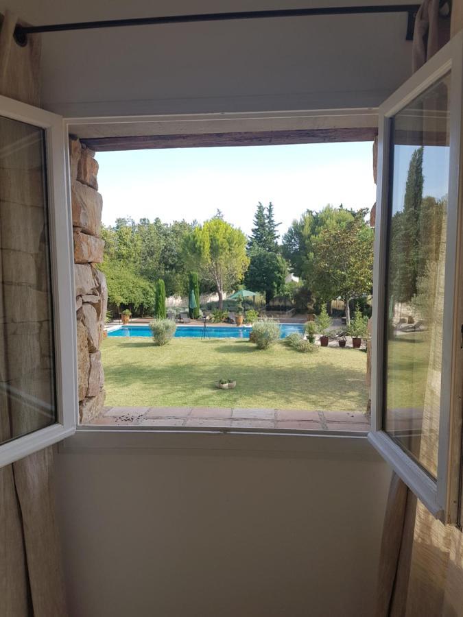 Mas Au Coeur De La Provence & Spa Bed and Breakfast Saint-Cannat Exteriör bild